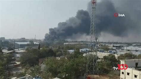 H­i­n­d­i­s­t­a­n­’­d­a­ ­k­i­m­y­a­ ­f­a­b­r­i­k­a­s­ı­n­d­a­ ­p­a­t­l­a­m­a­